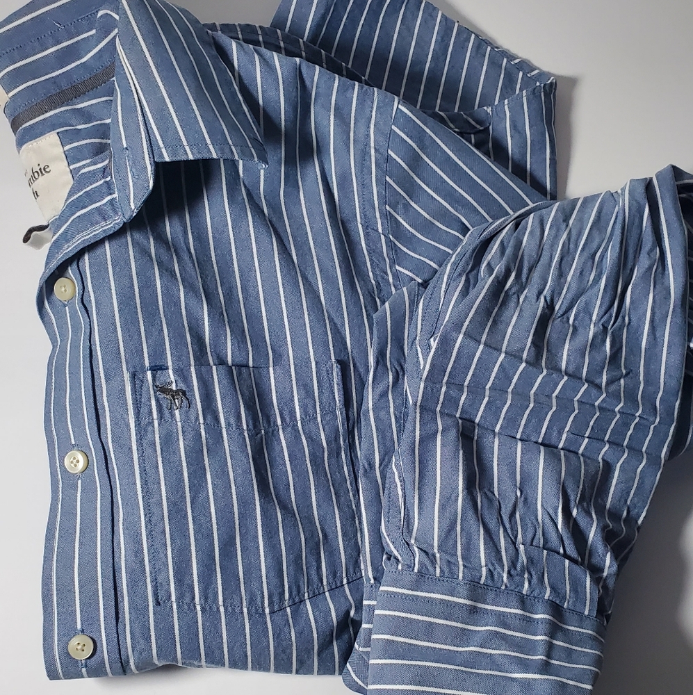 Abercrombie & Fitch button down shirt